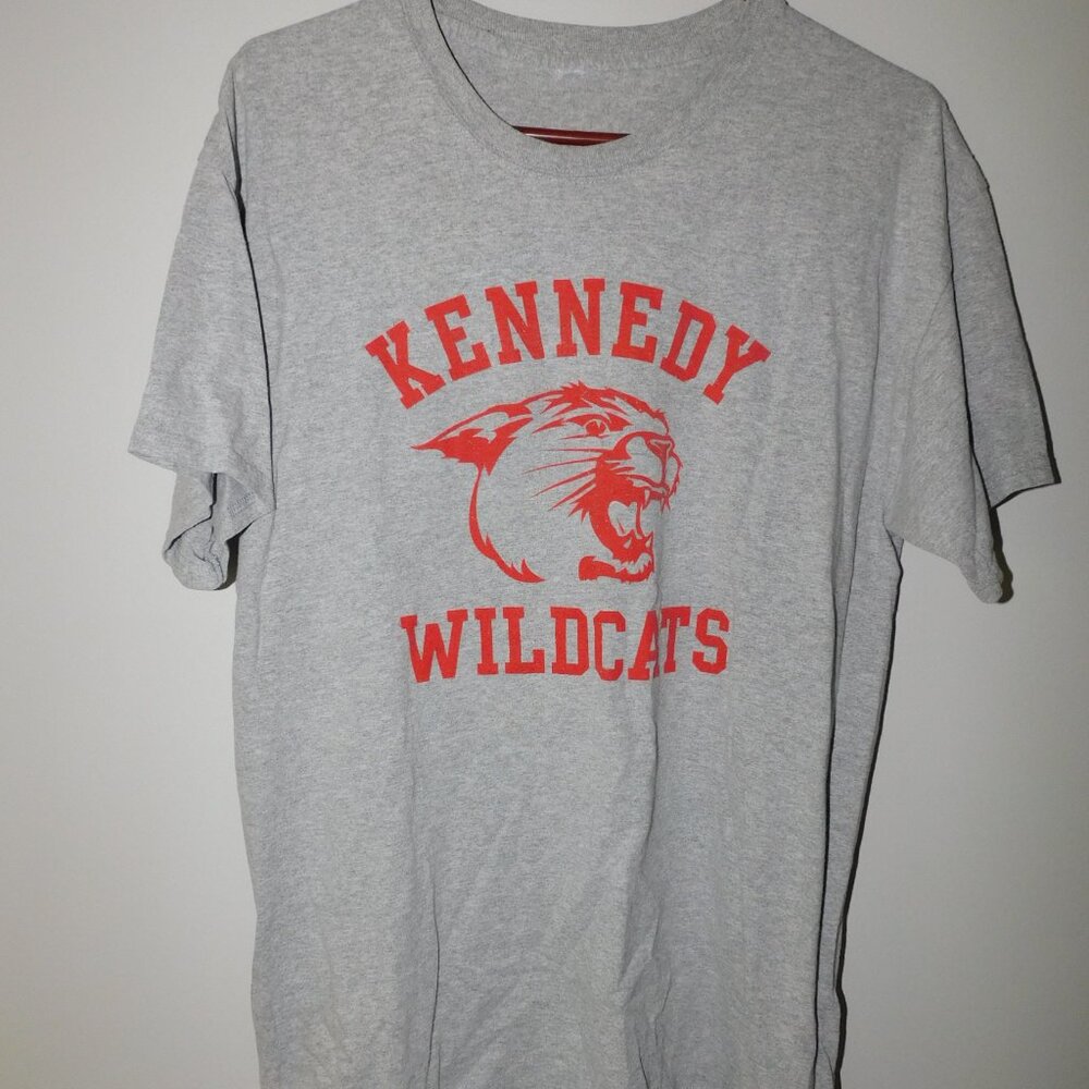 Wonder Years TV show t shirt - Kennedy Wildcats - vintage from DVD Box Set